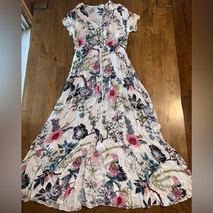 Floral Maxi Dress in White and Pink